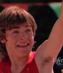Hot Idols: Zac Efron 5e6a6d97916ae.jpg