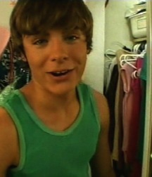 Hot Idols: Zac Efron 5e6a6d9ecb14a.jpg