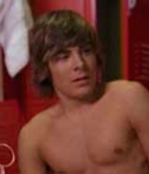 Hot Idols: Zac Efron 5e6a6da507f4d.jpg