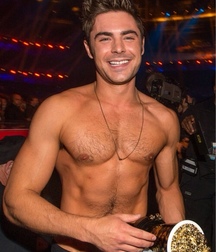 Hot Idols: Zac Efron 5e6a6dccf2175.jpg