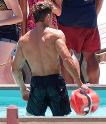 Hot Idols: Zac Efron 5e6a6e5fbb039.jpg