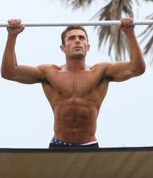 Hot Idols: Zac Efron 5e6a6eb1becfe.jpg