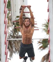Hot Idols: Zac Efron 5e6a6eb3597b8.jpg