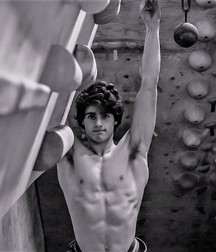 Hot Idols: Jake Goodman 5e790bc9f28e0.jpg