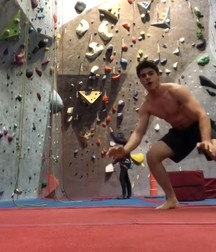 Hot Idols: Jake Goodman 5e790c037f537.jpg