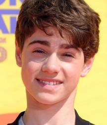 Hot Idols: Jake Goodman 5e790c644d125.jpg