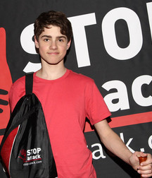 Hot Idols: Jake Goodman 5e790c8161435.jpg