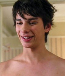 Hot Idols: Devon Bostick 5e7a93e22a0ab.jpg