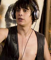 Hot Idols: Devon Bostick 5e7a94112aa24.jpg