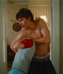Hot Idols: Devon Bostick 5e7a9434df93a.jpg