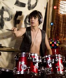Hot Idols: Devon Bostick 5e7a94369b925.jpg