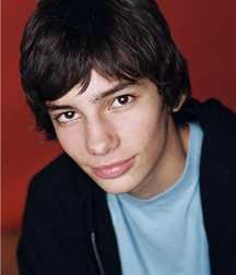Hot Idols: Devon Bostick 5e7a946523e2d.jpg