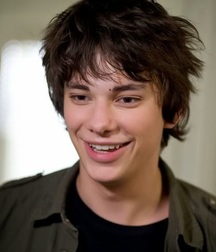 Hot Idols: Devon Bostick 5e7a9497c9d3d.jpg