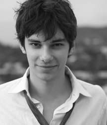 Hot Idols: Devon Bostick 5e7a94a1baa1a.jpg