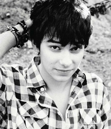 Hot Idols: Devon Bostick 5e7a94afaf426.jpg