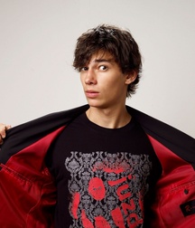 Hot Idols: Devon Bostick 5e7a94b8dc37f.jpg