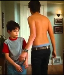 Hot Idols: Devon Bostick 5e7a94dfbde75.jpg