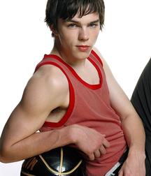 Hot Idols: Nicholas Hoult 5e7ce15922b33.jpg