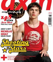 Hot Idols: Nicholas Hoult 5e7ce15c21240.jpg