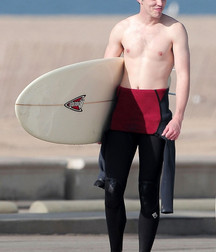 Hot Idols: Nicholas Hoult 5e7ce1767b7aa.jpg