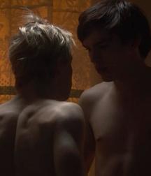 Hot Idols: Nicholas Hoult 5e7ce18edea97.jpg