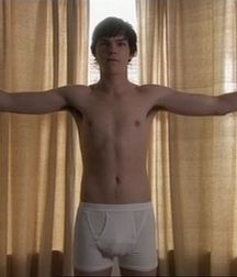 Hot Idols: Nicholas Hoult 5e7ce1966fc3c.jpg