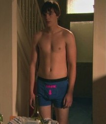 Hot Idols: Nicholas Hoult 5e7ce1cad70ea.jpg