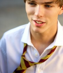 Hot Idols: Nicholas Hoult 5e7ce1d612f68.jpg