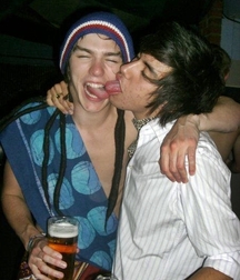 Hot Idols: Nicholas Hoult 5e7ce1ec54e26.jpg