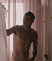Hot Idols: Nicholas Hoult 5e7ce1fbb6c21.jpg
