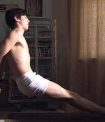 Hot Idols: Nicholas Hoult 5e7ce21ea6368.jpg