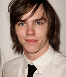 Hot Idols: Nicholas Hoult 5e7ce22eda1d5.jpg