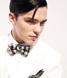 Hot Idols: Nicholas Hoult 5e7ce2304df95.jpg