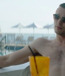 Hot Idols: Nicholas Hoult 5e7ce25bae876.jpg