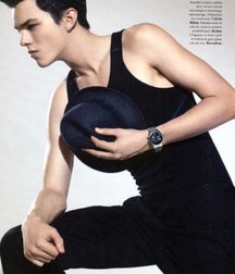Hot Idols: Nicholas Hoult 5e7ce2744f26b.jpg