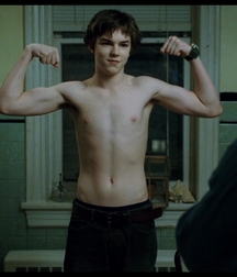Hot Idols: Nicholas Hoult 5e7ce2e52510e.jpg