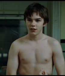 Hot Idols: Nicholas Hoult 5e7ce2ebc25ec.jpg
