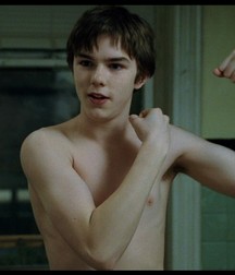 Hot Idols: Nicholas Hoult 5e7ce2eda488e.jpg