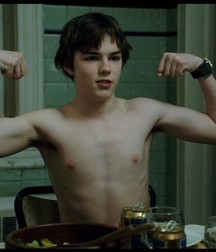 Hot Idols: Nicholas Hoult 5e7ce2efc13a2.jpg
