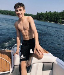 Hot Idols: Johnny Orlando 5e7cf568829eb.jpg