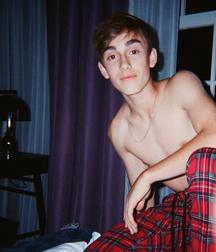 Hot Idols: Johnny Orlando 5e7cf57f8ac99.jpg