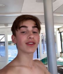 Hot Idols: Johnny Orlando 5e7cf59769614.jpg