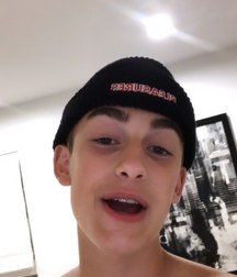 Hot Idols: Johnny Orlando 5e7cf5c798bf8.jpg