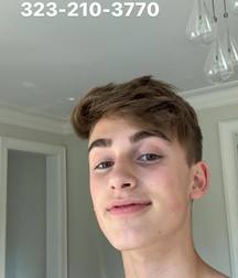 Hot Idols: Johnny Orlando 5e7cf5d9b25df.jpg