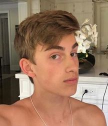 Hot Idols: Johnny Orlando 5e7cf5ee44e00.jpg