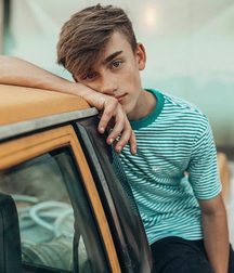 Hot Idols: Johnny Orlando 5e7cf625e23df.jpg