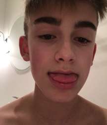 Hot Idols: Johnny Orlando 5e7cf6e526206.jpg