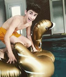 Hot Idols: Johnny Orlando 5e7cf74b27d6c.jpg