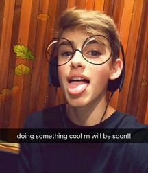 Hot Idols: Johnny Orlando 5e7cf763be3ca.jpg