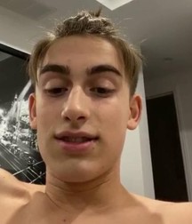 Hot Idols: Johnny Orlando 5e7cf78ac0476.jpg